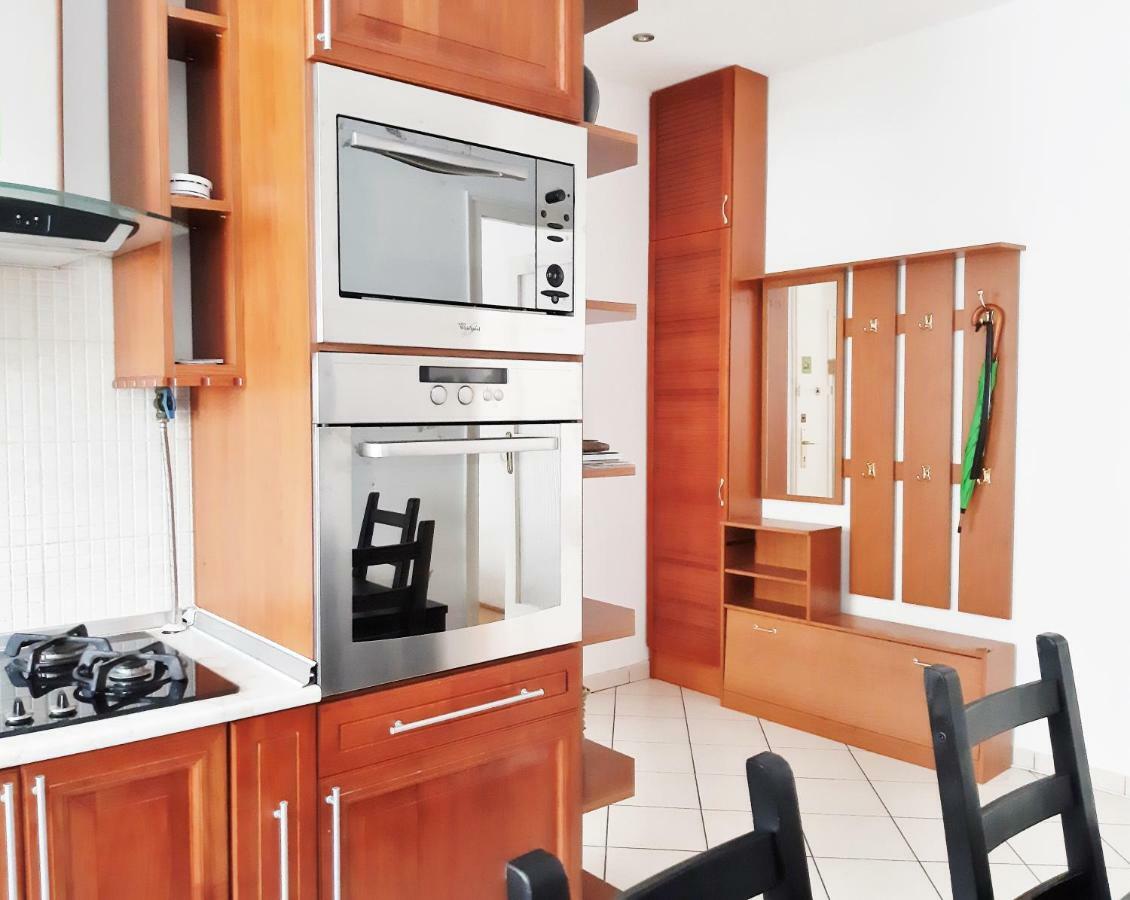 Gold Rose With 3 Appartement
